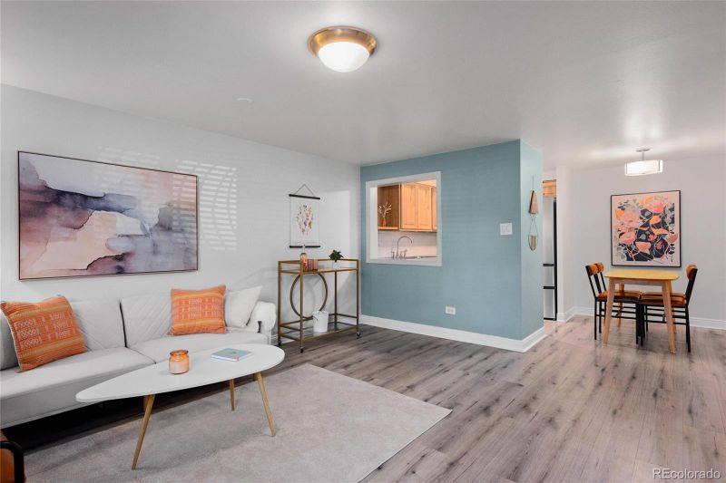 1260 N York St #105, Denver, CO 80206