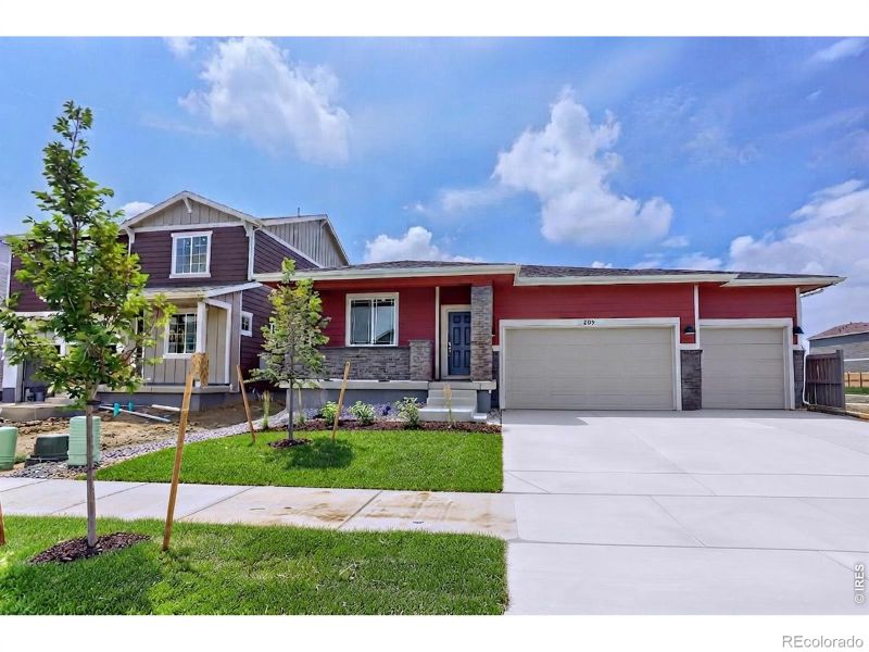 209 Sugar Beet Ln, Berthoud, CO 80513