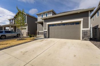 163 Sabin Way, Lochbuie, CO 80603