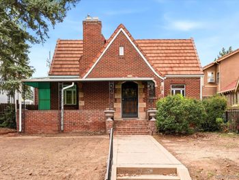 2585 Albion St, Denver, CO 80207
