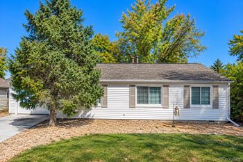 9899 E 7th Ave, Aurora, CO 80010