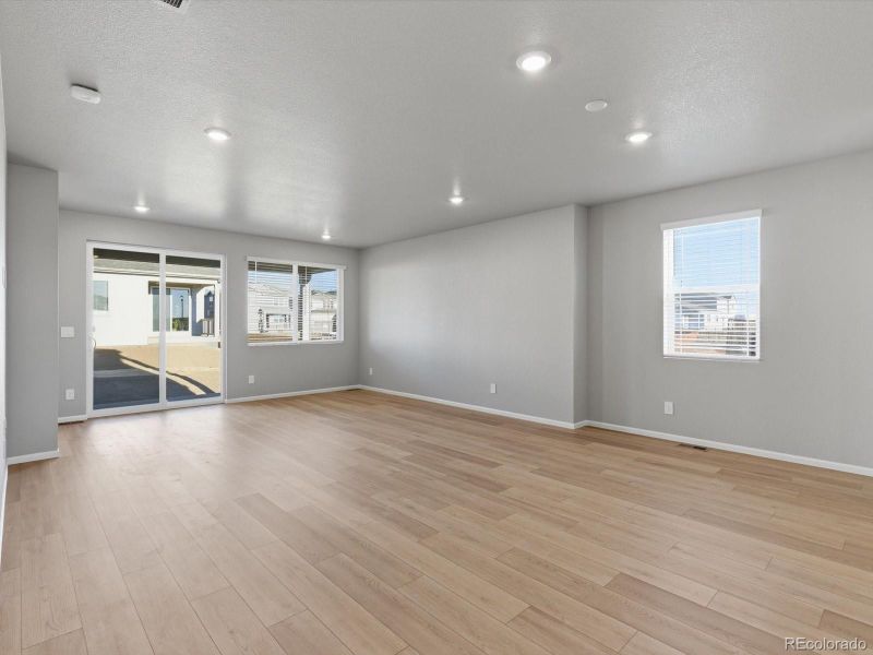12070 E 101st Ave, Commerce City, CO 80640