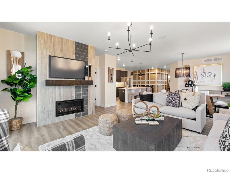 772 Muturu Rd, Johnstown, CO 80534