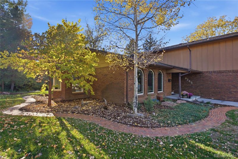 4265 Everett St, Wheat Ridge, CO 80033
