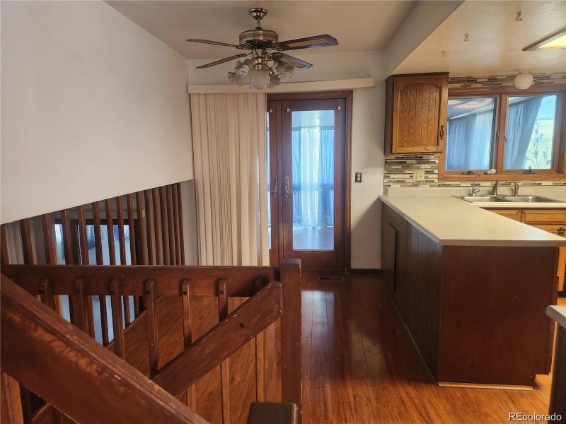 812 S Ouray St, Aurora, CO 80017