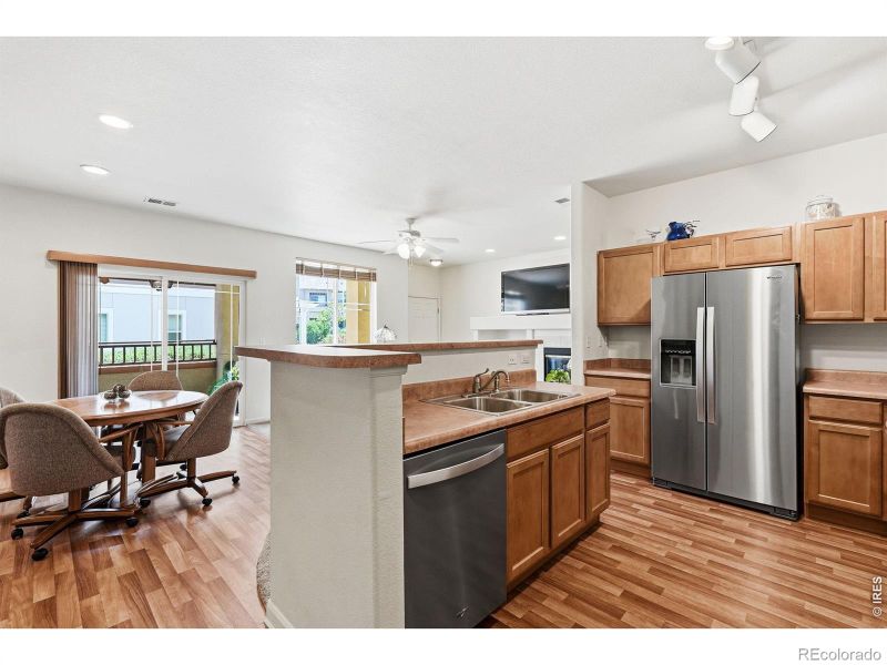 837 E 98th Ave #407, Thornton, CO 80229