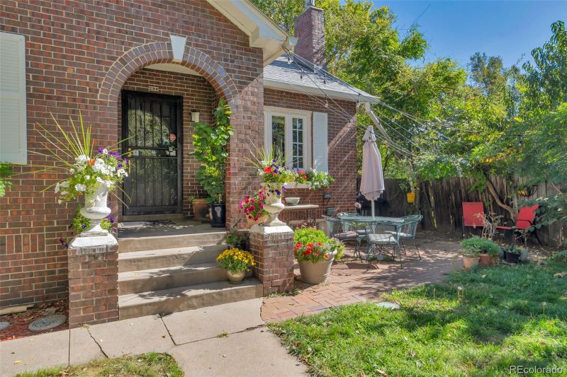 290 S Marion Pw, Denver, CO 80209
