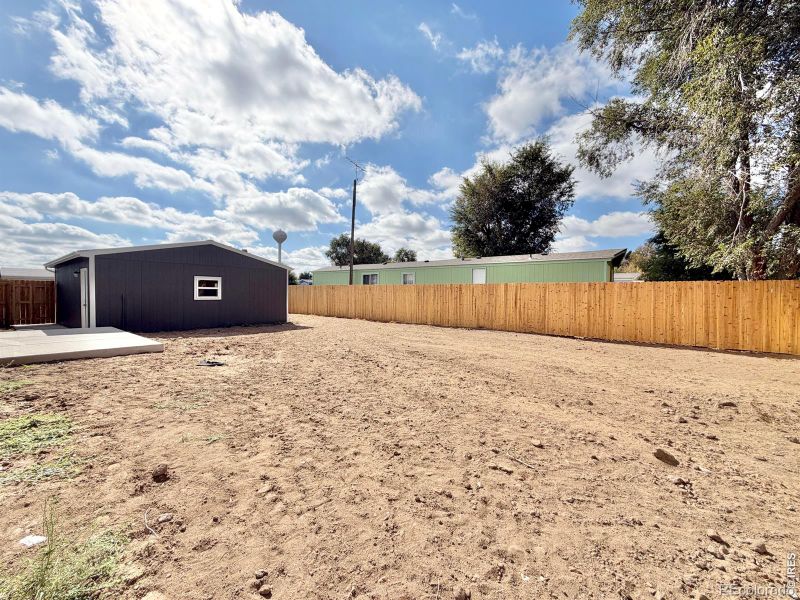 214 Oak St, Log Lane Village, CO 80705