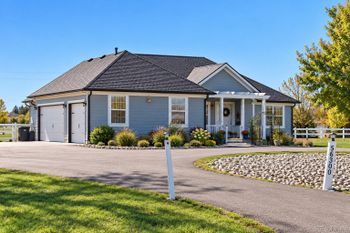 56300 E 39th Ave, Strasburg, CO 80136