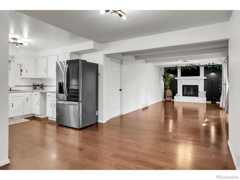 3825 Columbia Dr, Longmont, CO 80503