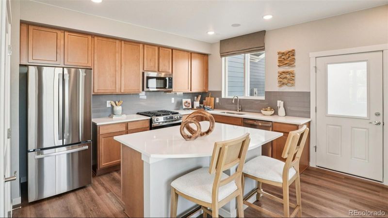 175 Ash Cir, Erie, CO 80516