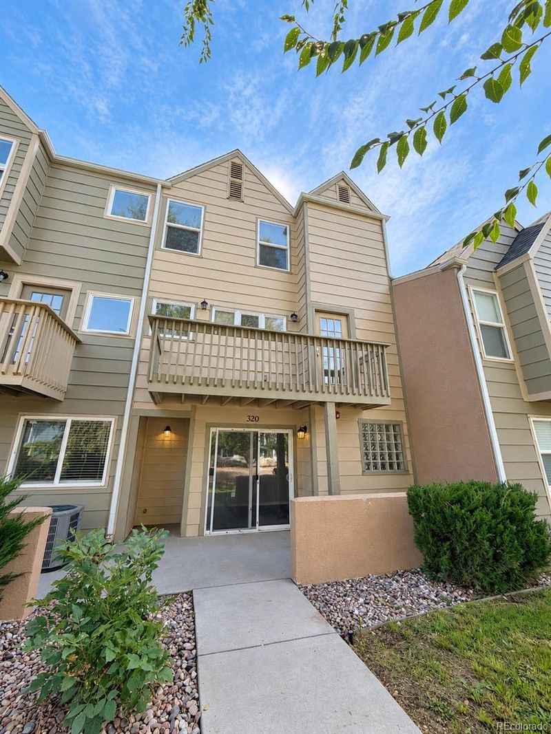 320 E Ohio Ave, Fountain, CO 80817
