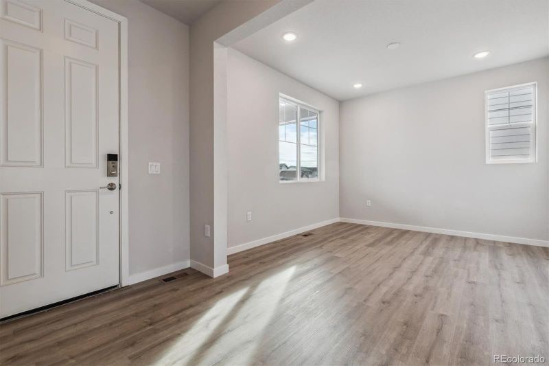 4352 Kingsbarns Dr, Elizabeth, CO 80107