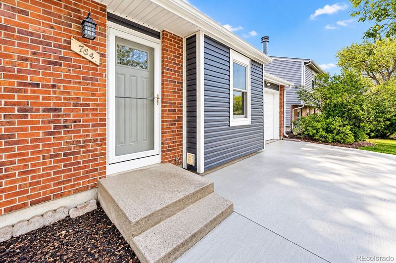 764 Madison Way, Bennett, CO 80102
