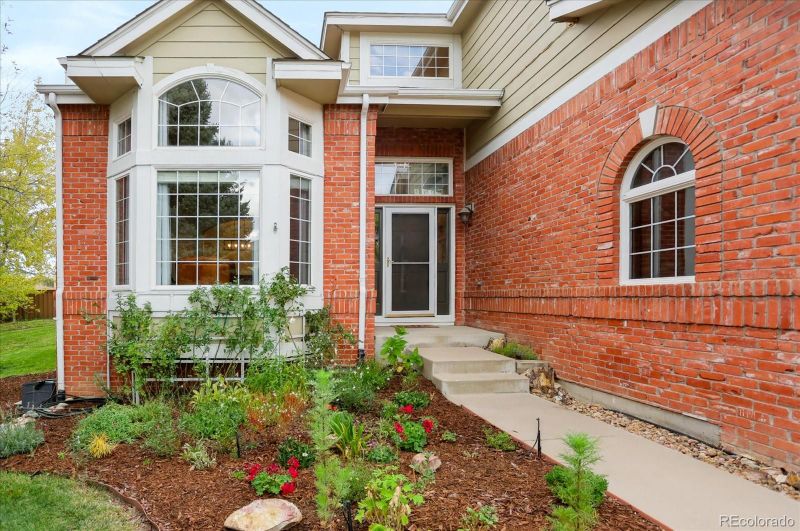 10280 Charissglen Cir, Highlands Ranch, CO 80126