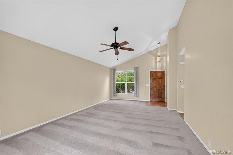 5933 E 113th Ave, Thornton, CO 80233