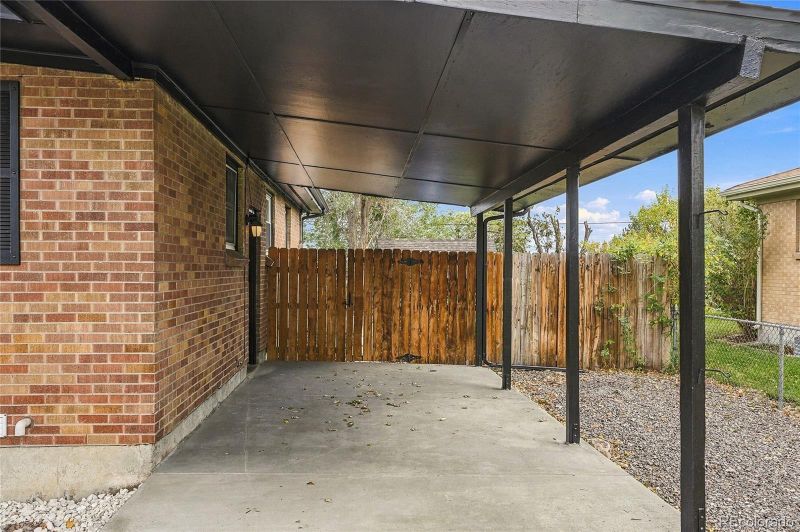 8750 Mcelwain Blvd, Denver, CO 80229