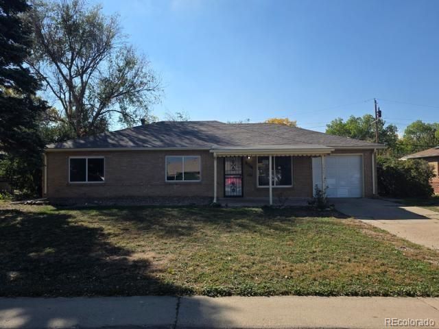 1027 Troy St, Aurora, CO 80011
