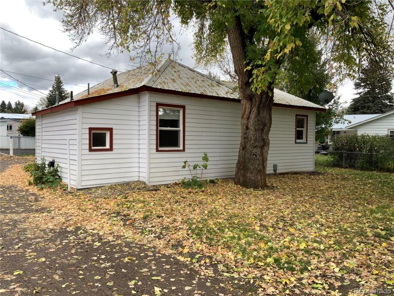 353 12 Park Ave, Meeker, CO 81641