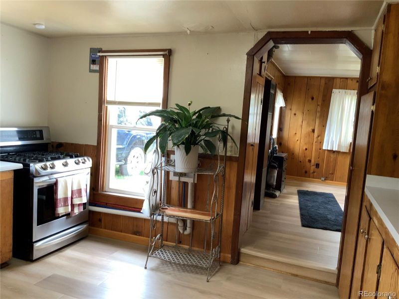 353 12 Park Ave, Meeker, CO 81641