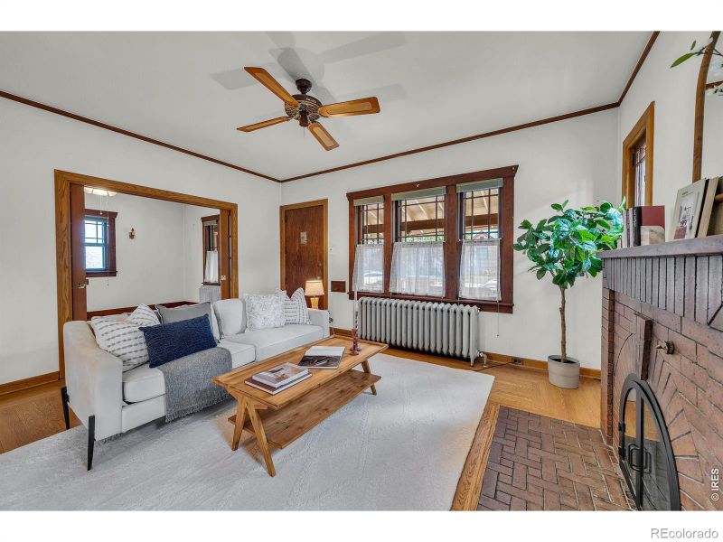 685 S Emerson St, Denver, CO 80209