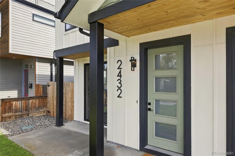 2432 Ames St, Edgewater, CO 80214