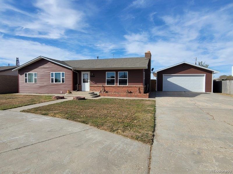 213 S Kansas St, Walsh, CO 81090