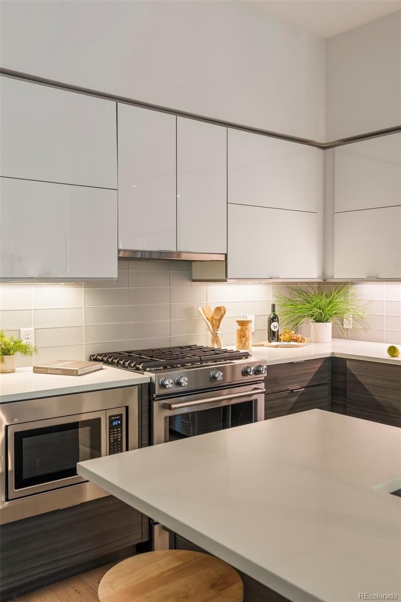 705 S Logan St, Denver, CO 80209