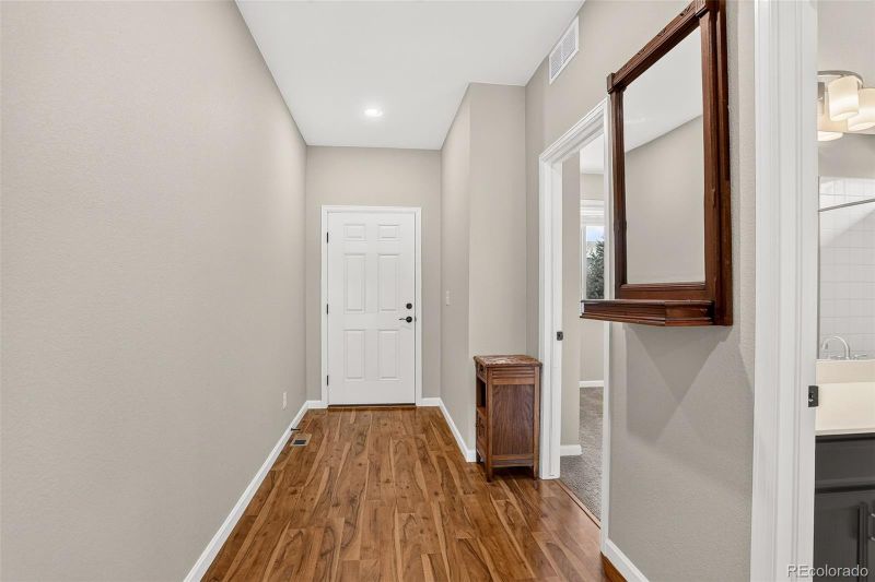 26967 E Maple Ave, Aurora, CO 80018