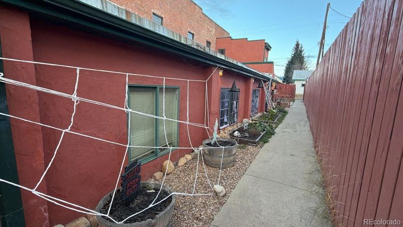 118 W 2nd St #F, Leadville, CO 80461