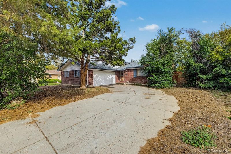 278 Scranton St, Aurora, CO 80011