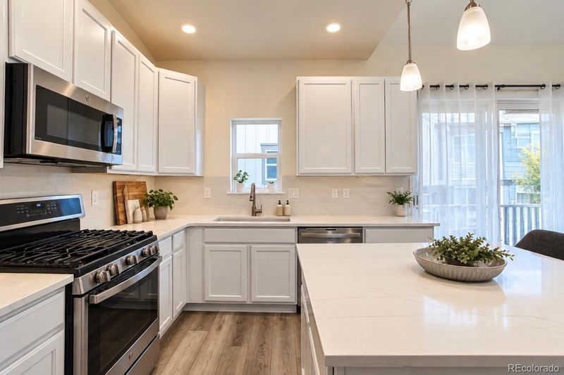 2873 S Fox St, Englewood, CO 80110