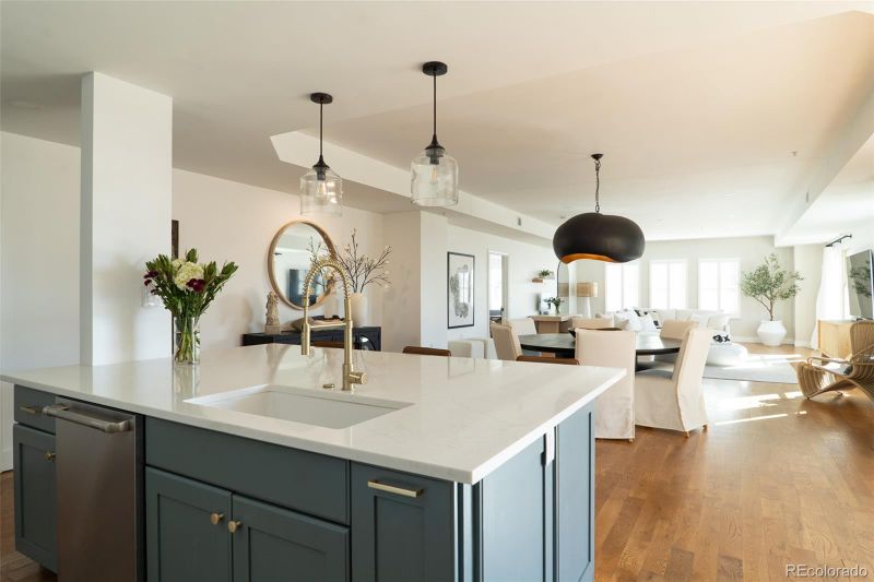 975 N Lincoln St #5C-N, Denver, CO 80203