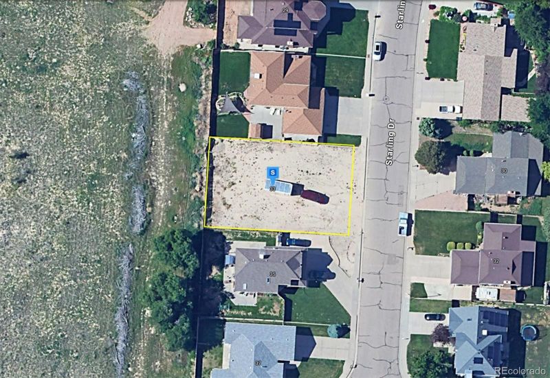 33 Starling Dr, Pueblo, CO 81005