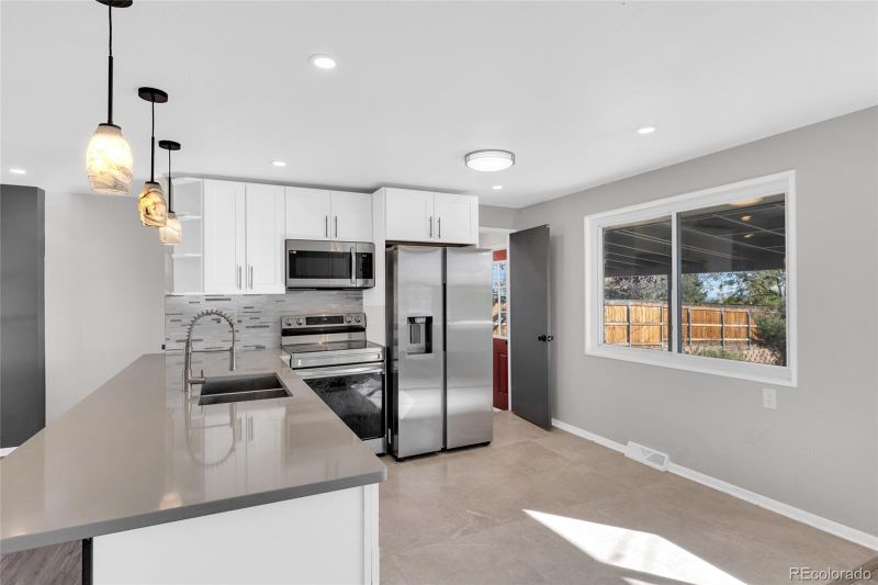 400 S Lee St, Lakewood, CO 80226
