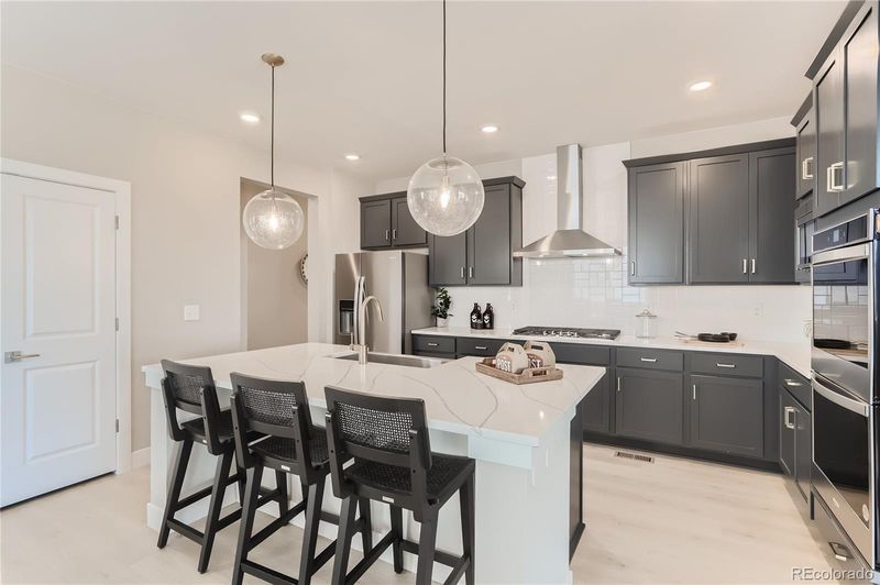 15555 Pitch Post Trl, Parker, CO 80134