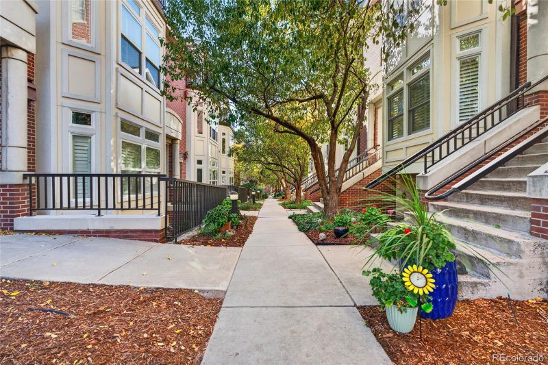 31 Jackson St #F, Denver, CO 80206