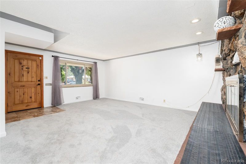 465 S S Eliot St, Denver, CO 80219