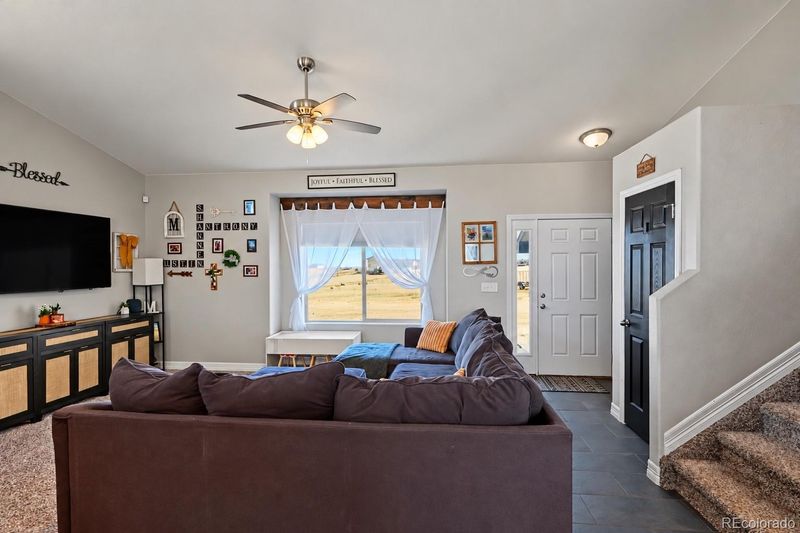7206 Van Wyhe Ct, Fountain, CO 80817