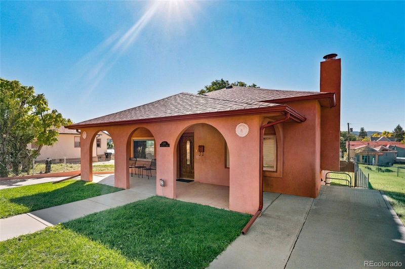314 E Frost Ave, Trinidad, CO 81082