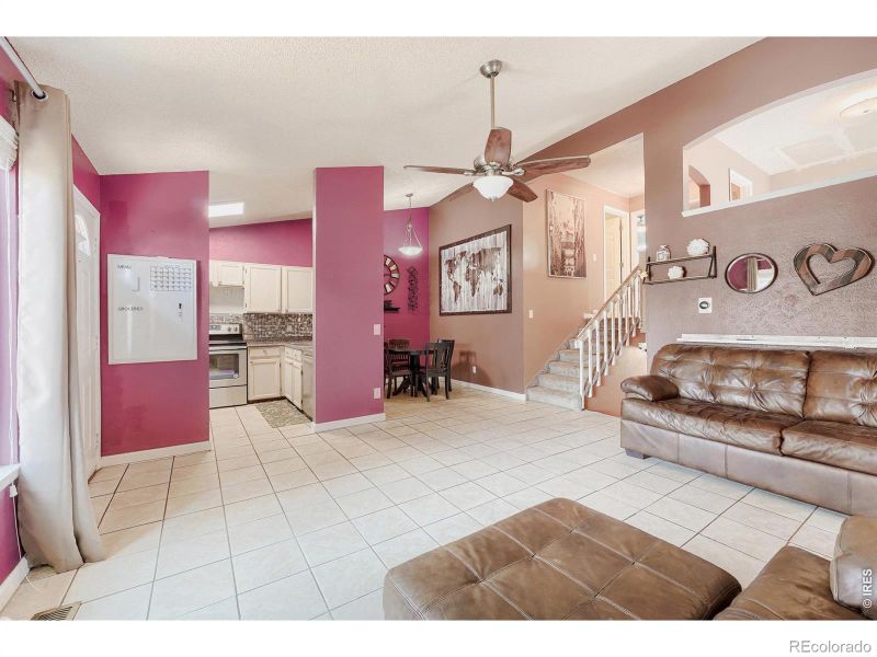 19073 E 16th Ave, Aurora, CO 80011