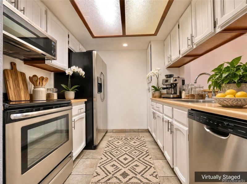 7720 W 87th Dr #E, Arvada, CO 80005