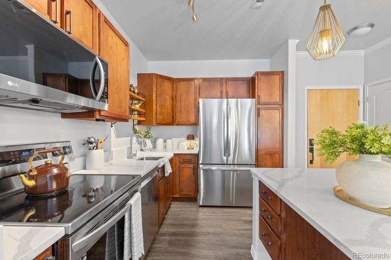 10176 Park Meadows Dr #2117, Lone Tree, CO 80124