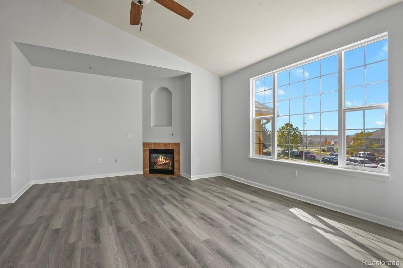 5694 N Gibralter Way #208, Aurora, CO 80019