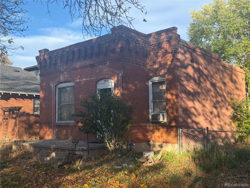 1908 S Sherman St, Denver, CO 80210
