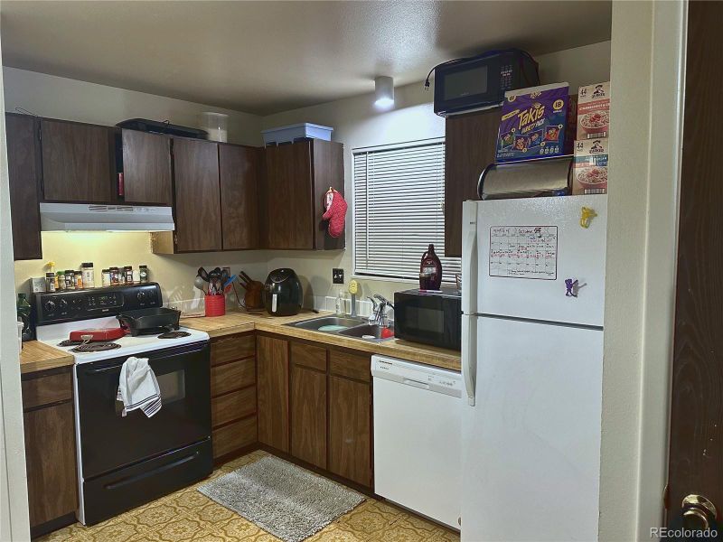 1734 Azalea Dr, Fort Collins, CO 80526