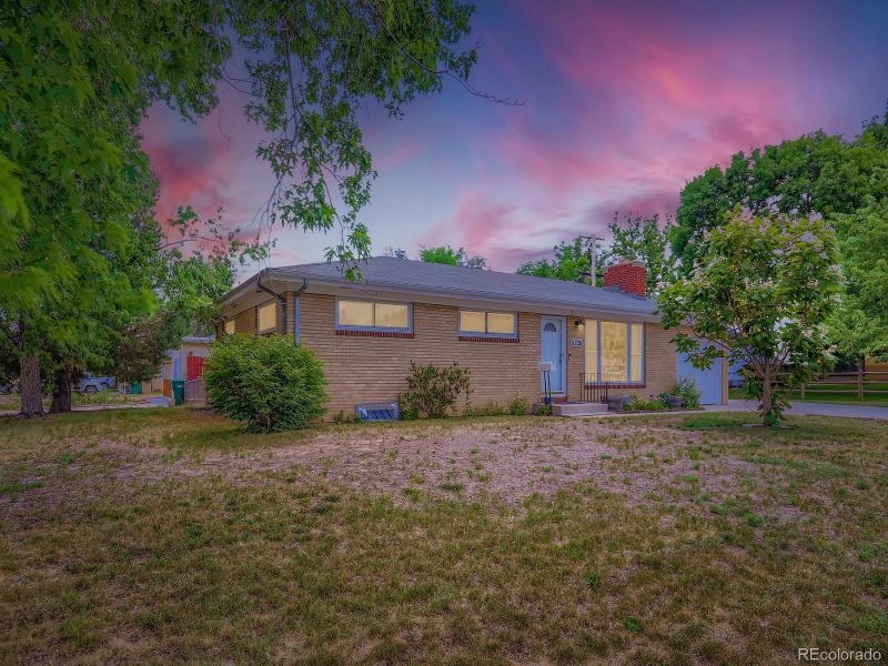 1226 25th St, Greeley, CO 80631