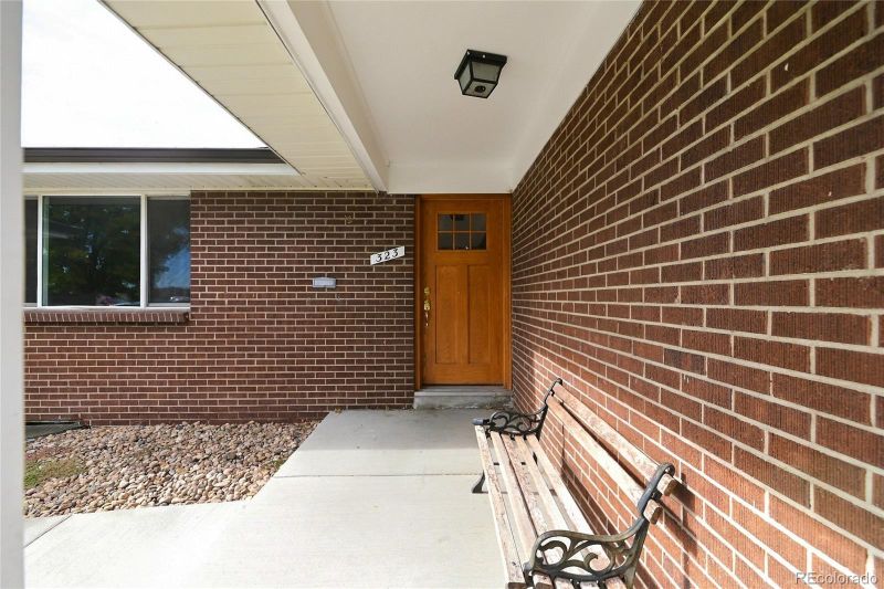 323 Fulton St, Aurora, CO 80010