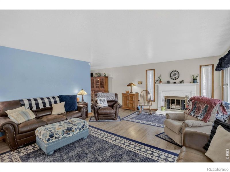 209 E Thunderbird Dr, Fort Collins, CO 80525