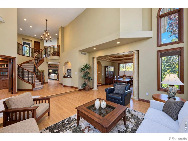6879 Springhill Dr, Niwot, CO 80503